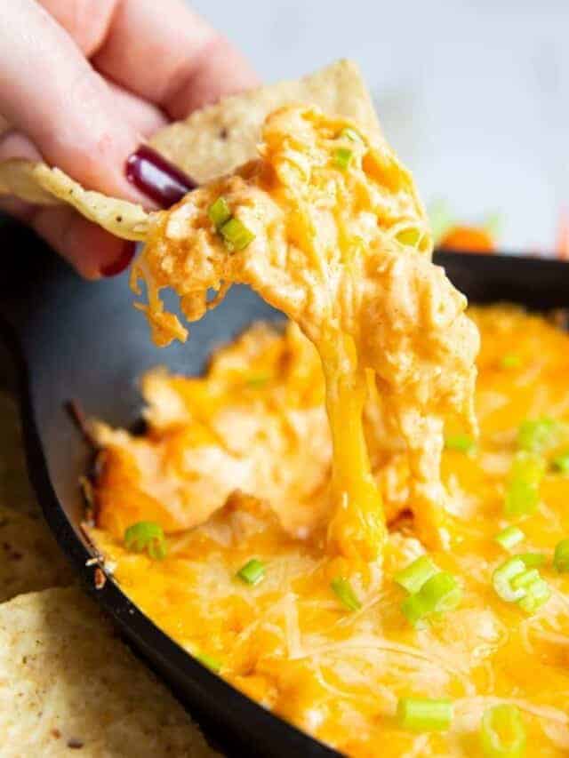 Easy Buffalo Chicken Dip Recipe!