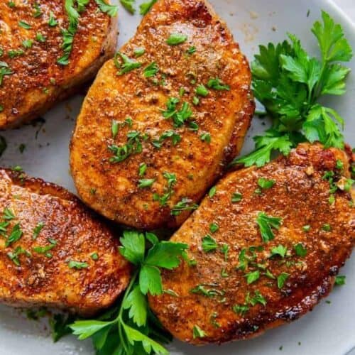 Tender and juicy pork chops in air fryer