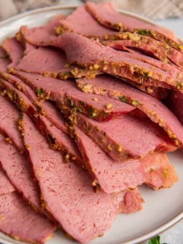 Slices of corned beef