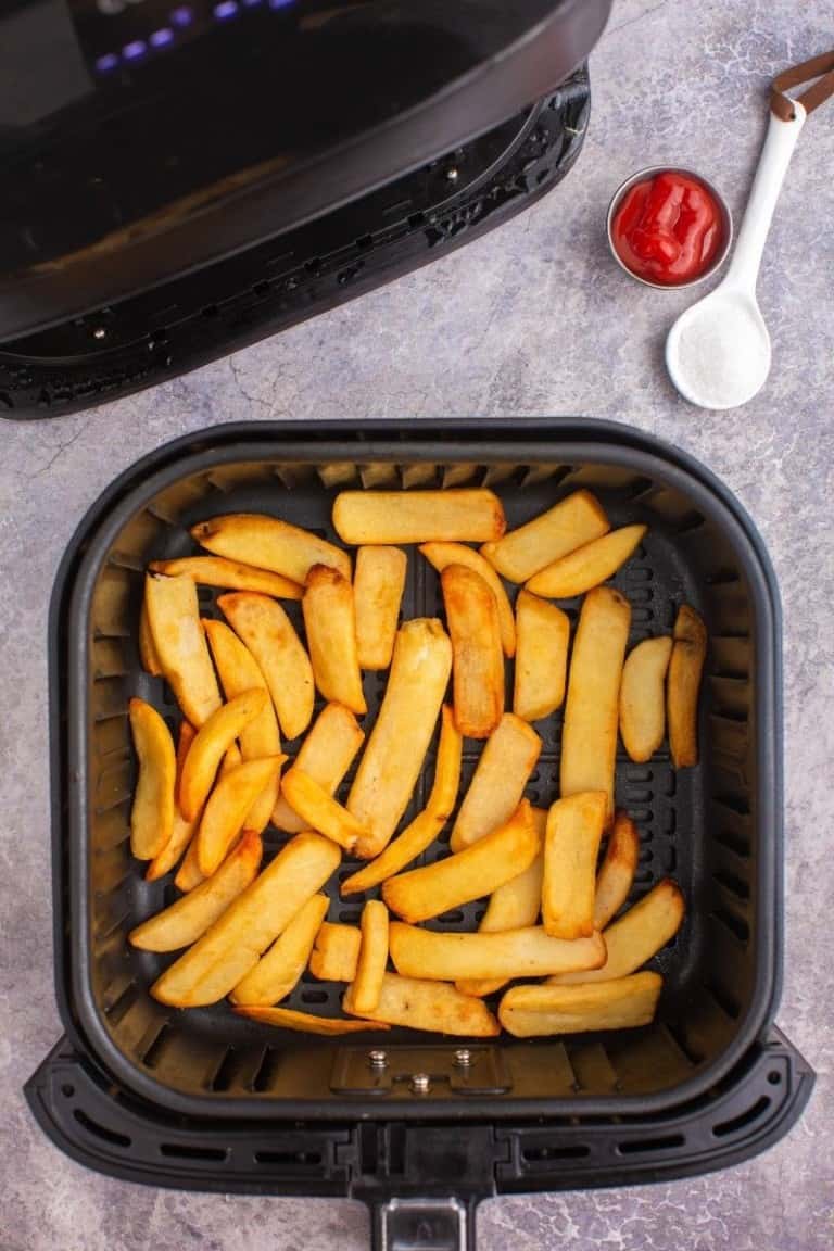 How To Reheat Fries in the Air Fryer | Everyday Family Cooking