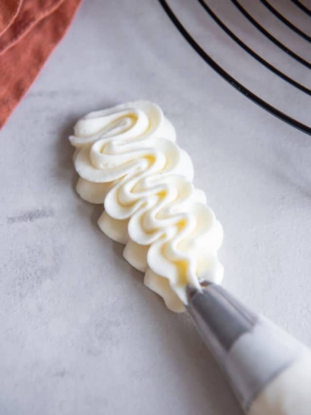 The Easiest Cream Cheese Frosting (no butter)