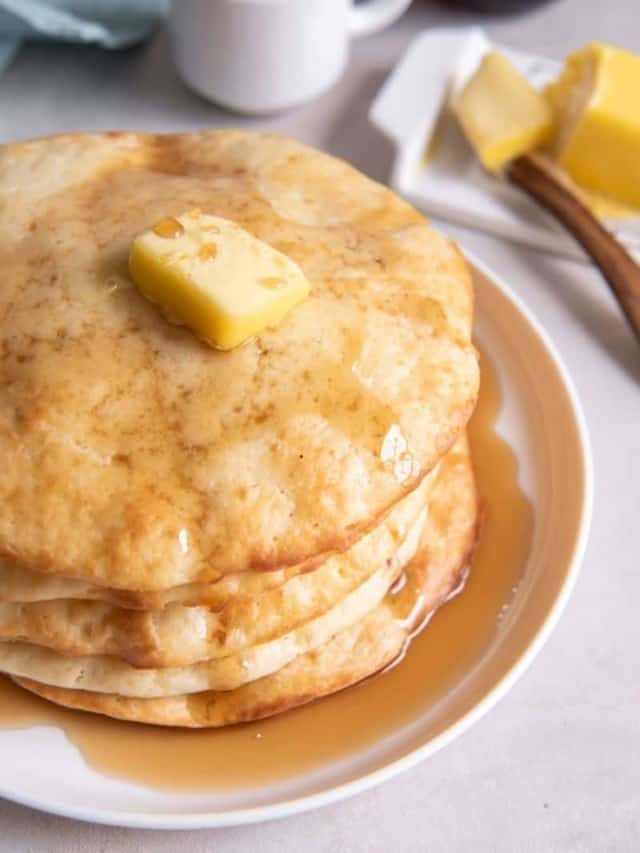 Easy & Fluffy Air Fryer Pancakes