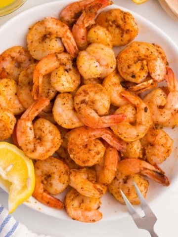 cooked shrimp in bowl