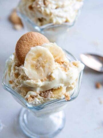 bowl with banana pudding with sour cream