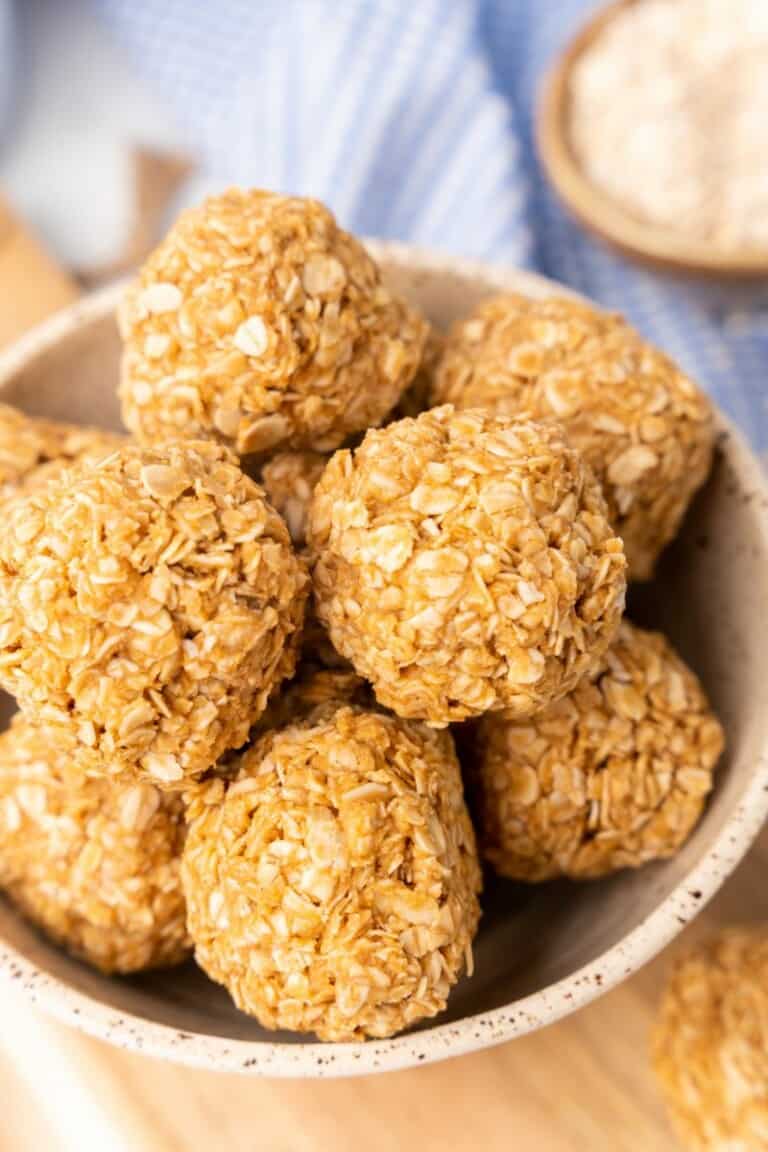 3 Ingredient Peanut Butter Oatmeal Balls Everyday Family Cooking