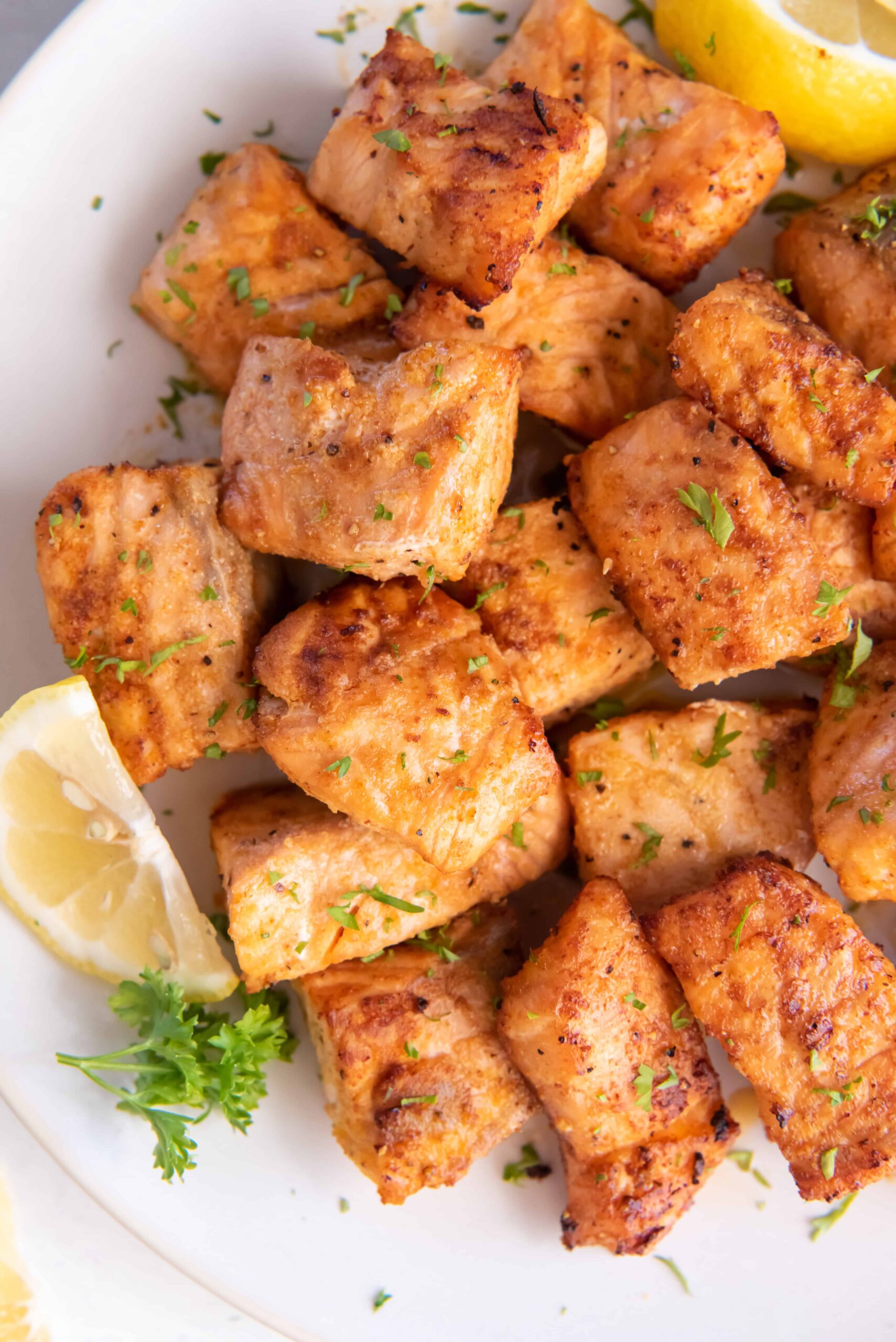 spicy-air-fryer-salmon-bites