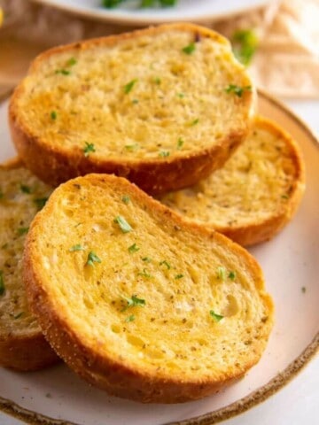 plate with pieces of texas toast