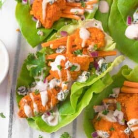 lettuce with buffalo chicken