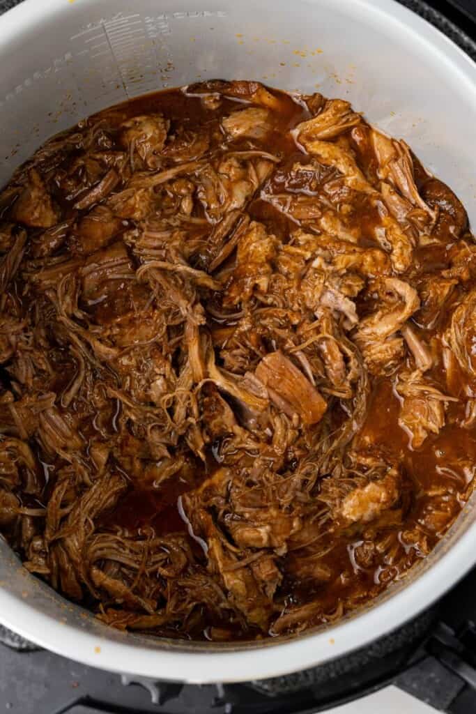 Pulled Pork Sandwiches in the Ninja® Foodi® PossibleCooker™ PRO