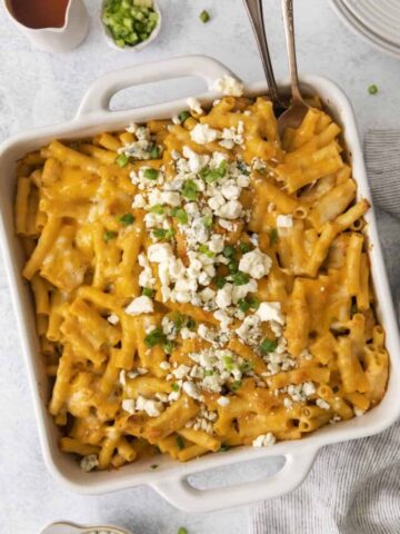 Buffalo chicken pasta bake