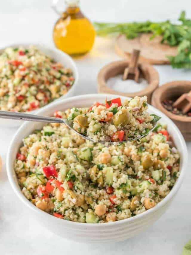 Quinoa Chickpea Salad – Healthy and Delicious!