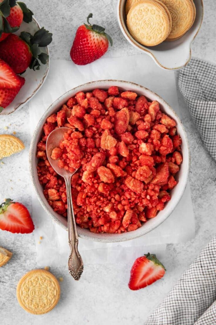 Strawberry Crunch | Everyday Family Cooking