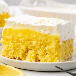 Lemon Poke Cake 