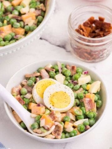 easy pea salad with eggs